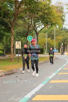 Runner Photo 5675939
