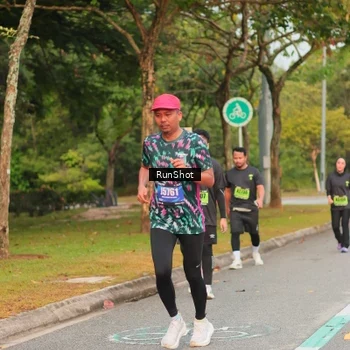 Runner Photo 5675945
