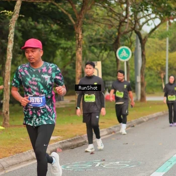 Runner Photo 5675948