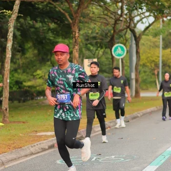 Runner Photo 5675951