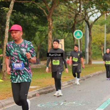 Runner Photo 5675952