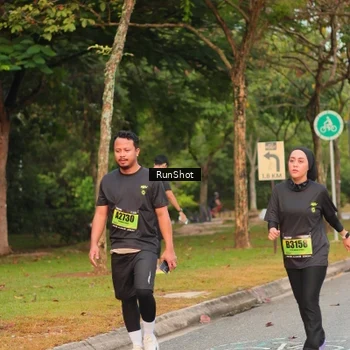 Runner Photo 5675975