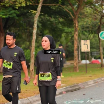 Runner Photo 5675985