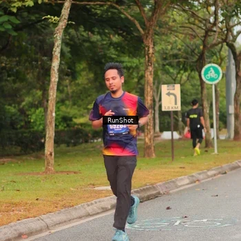 Runner Photo 5675997