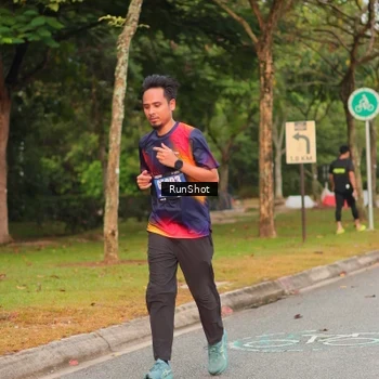 Runner Photo 5676001