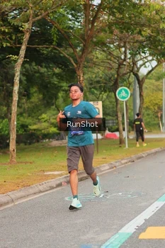 Runner Photo 5676014