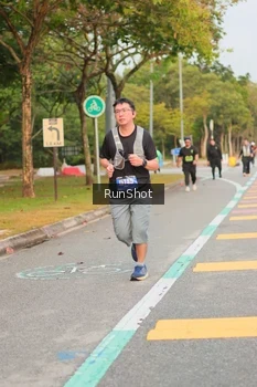 Runner Photo 5676021