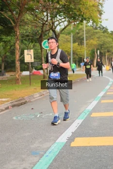 Runner Photo 5676025