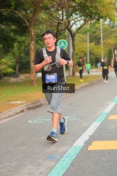 Runner Photo 5676032