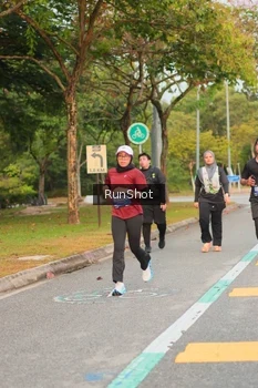 Runner Photo 5676051