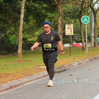 Runner Photo 5676054