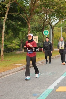 Runner Photo 5676070