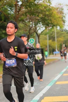 Runner Photo 5676077