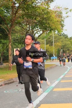 Runner Photo 5676088