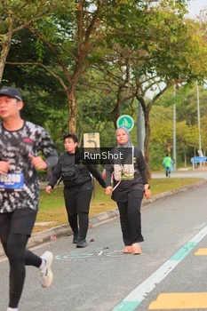Runner Photo 5676090