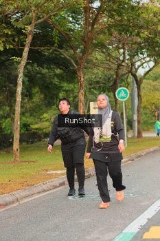 Runner Photo 5676103