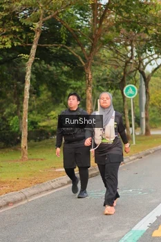 Runner Photo 5676105