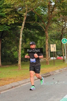 Runner Photo 5676120