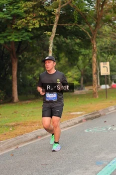 Runner Photo 5676128