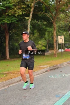 Runner Photo 5676129