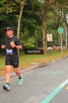 Runner Photo 5676130