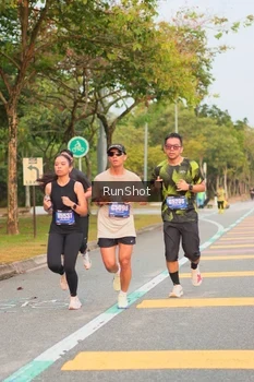 Runner Photo 5676138