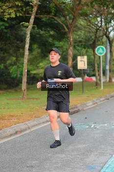 Runner Photo 5676141