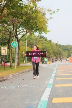 Runner Photo 5676146