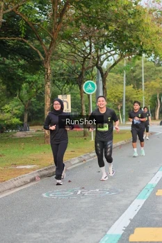 Runner Photo 5676151