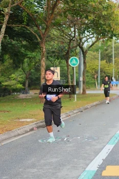 Runner Photo 5676166