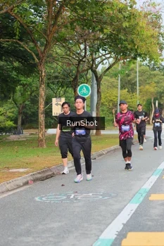 Runner Photo 5676178