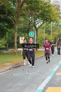 Runner Photo 5676179