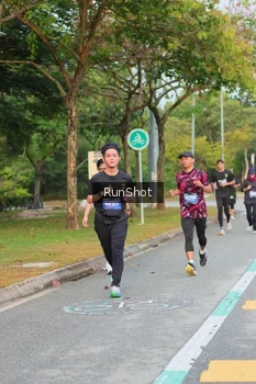 Runner Photo 5676182