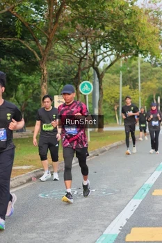 Runner Photo 5676190