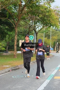 Runner Photo 5676196