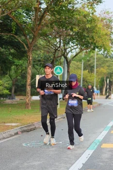 Runner Photo 5676198