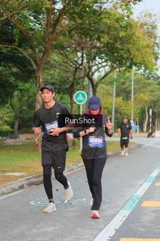 Runner Photo 5676203