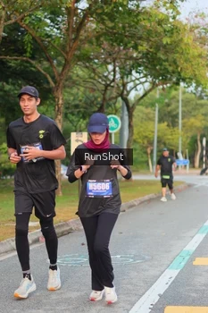 Runner Photo 5676206