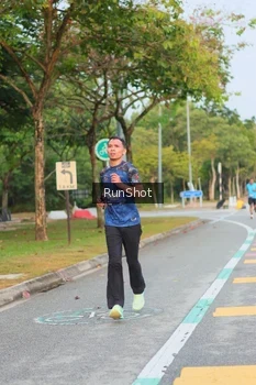 Runner Photo 5676225