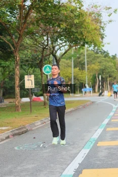 Runner Photo 5676227