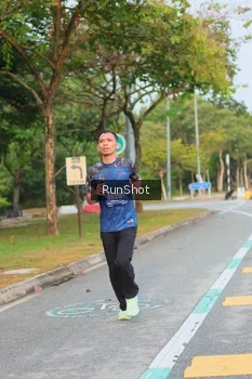 Runner Photo 5676230