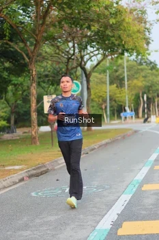 Runner Photo 5676231