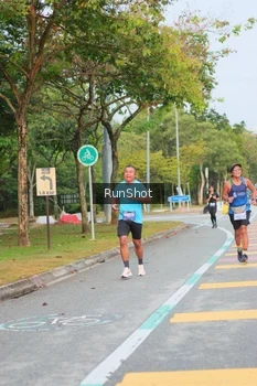 Runner Photo 5676238