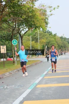 Runner Photo 5676242