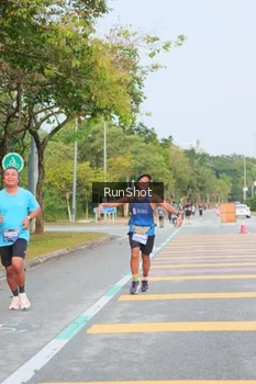 Runner Photo 5676245