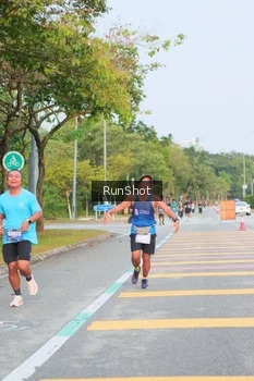 Runner Photo 5676246