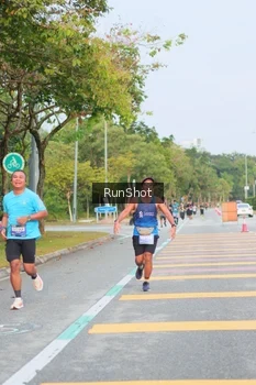 Runner Photo 5676249