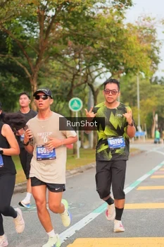 Runner Photo 5676250