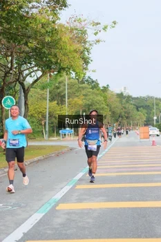 Runner Photo 5676251