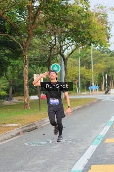 Runner Photo 5676280
